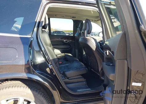 2018 Volvo Xc90 T6 Momentum z USA, uszkodzony, nr VIN YV4A22PK8J1380117